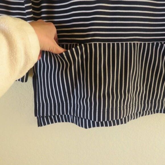 MelloDay striped hoodie blue white sweatshirt pullover long sleeves size Small - Picture 6 of 8